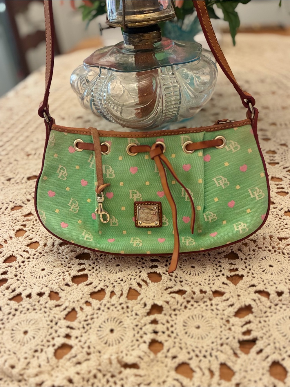 Vintage Dooney & Bourke Green Logo-Print Drawstring Shoulder Bag/Hand Bag - Picture 3 of 12